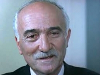 “Mən indi qızım və kürəkənimlə yaşayıram, Allaha şükür, acından ölmürəm…”