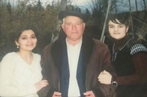 KİŞİLİK NÜMUNƏSİ, yaxud bir qadın bir kişiyə niyə şeir ithaf etdi