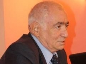POEZİYAMIZIN QIZIL FONDUNDAN - Vahid Əziz, “Mən”