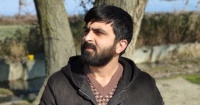 BİRİ İKİSİNDƏ – Ayxan Ayvazın “Banan qabığı” hekayəsi