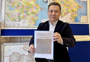 ŞAD XƏBƏR! - 1918-ci ilə aid d&ouml;vlət m&ouml;h&uuml;r&uuml;n&uuml;n naxışı aşkar edilib