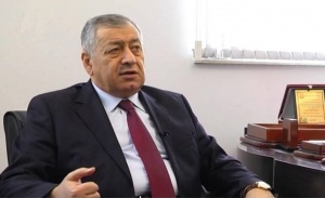 Qubanın Əhmədovlar ailəsinin 9 uşağından  biri