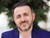 “Yazıçı, şair ədəbiyyatın çölündə olmalıdır ki, içinə nəsə gətirsin” – Anar Adillə müsahibə