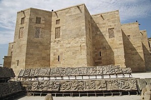 Abşerondakı tarixi-memarlıq abidələrimizdən ən başlıcaları &ndash; Bayıl Qalası