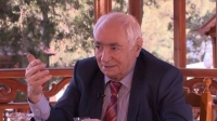 POEZİYAMIZIN QIZIL FONDUNDAN - Vahid Əziz, “Qəbrimi örtəndə…”