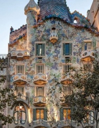 Dünya memarlıq şedevrlərindən - CASA- BATLLO EVİ, BARSELONA