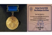 Azərbaycanlı yazar Avrasiya Yazarlar Birliyinin “Şərəf” medalına layiq görülüb