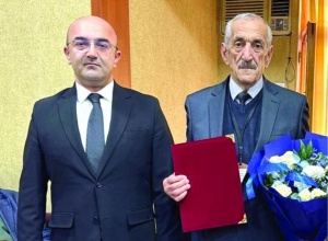 &ldquo;Sadə peşə sahibləri&rdquo; &ndash; lift&ccedil;i Ramiz Məmmədov