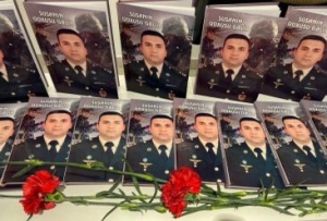 “Azərkitab”da Şuşanın qoxusu gəlir” kitabının təqdimatı olub