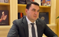 Adil Kərimli kimdir?