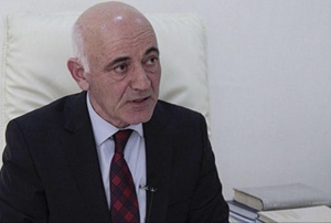 &Ouml;z yolu olan &ouml;zəl şairin doğum g&uuml;n&uuml;nə