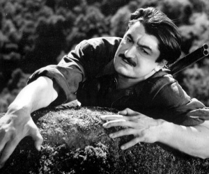 Azərbaycan filmləri - “Qızmar günəş altında”