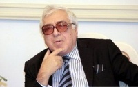 ƏDƏBİYYATIMIZIN ƏN GÖZƏL HEKAYƏLƏRİ – Anar, “Mən, sən, o və telefon”