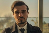 Sənət əsəri adsız daha g&uuml;cl&uuml;d&uuml;r, yoxsa zəif?