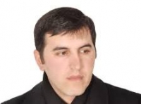 POETİK QİRAƏTdə Faiq Hüseynbəylinin  “Əllərim havadan asılı qalıb” şeiri