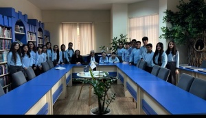 Respublika Uşaq Kitabxanasında yazı&ccedil;ı Zahid Xəlil ilə g&ouml;r&uuml;ş ke&ccedil;irilib