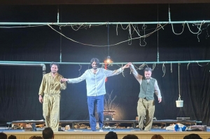REPLİKA - “Biz teatrlara getsəydik…”
