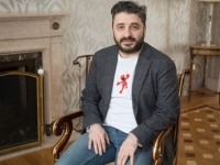 Yazığı niyə həbs edirsiniz axı?
