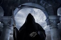 Yaşamaq istəyənə ölüm, istəməyənə ömür gətirmisən…