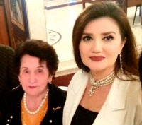 Qadın ürəyi qədər kövrək POEZİYA