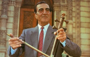 Habil Əliyev &mdash; kaman&ccedil;anın ağlatdığı, s&ouml;z&uuml;n g&uuml;ld&uuml;rd&uuml;y&uuml; adam