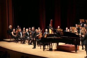 İstanbulda Fikrət Əmirovun 100 illik yubileyi münasibətilə konsert proqramı təqdim olunub