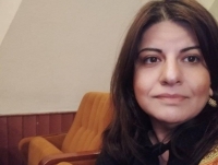 Unudulmaz sevgi şeirləri: Aysel Fikrət, “Gəlirsən, gedirsən…”