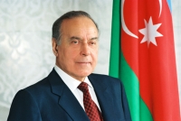 Heydər Əliyev gəldi və Vətənini xilas elədi