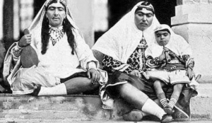 Bığlı nənələrin balladası