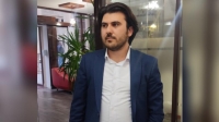 “Məni xatirələr isti saxlayır...” –Ruslan Dostəlinin şeirləri