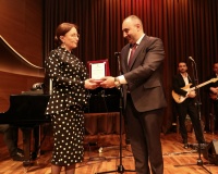 Soyuq Oslodan isti Bakiya yol almış &ldquo;Arzuların melodiyası&rdquo;