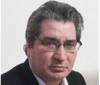 “Dalğalar atacaq, tutacaq səni, Bir köpək balığı udacaq səni…”