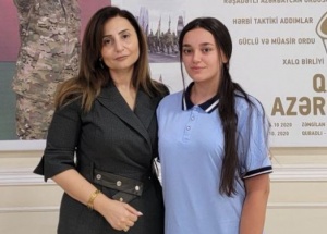 Bir direktor və bir şagird – Mehriban Hacıyeva və Ayan İsmayılova