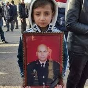“Qoymayın düşmən tapdasın torpağımızı” - ESSE