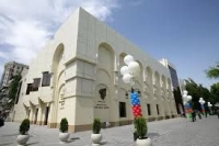 Akademik Rus Dram Teatrı sentyabr repertuarını açıqlayıb